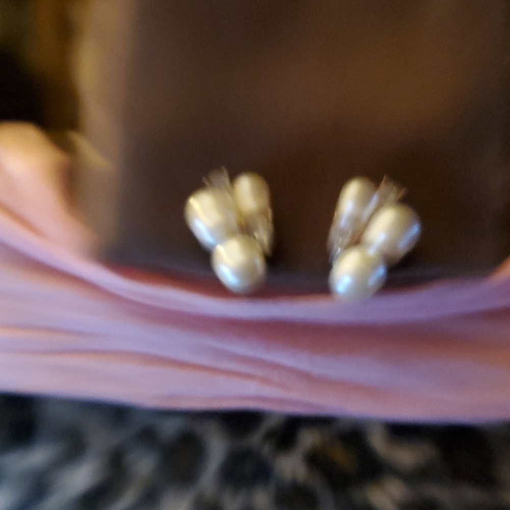 Jewelry - Picture 2 of 2